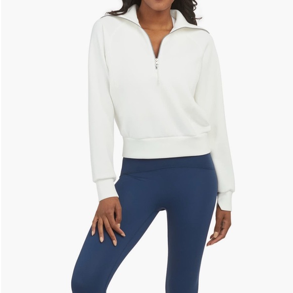SPANX AIRESSENTIALS HALF ZIP